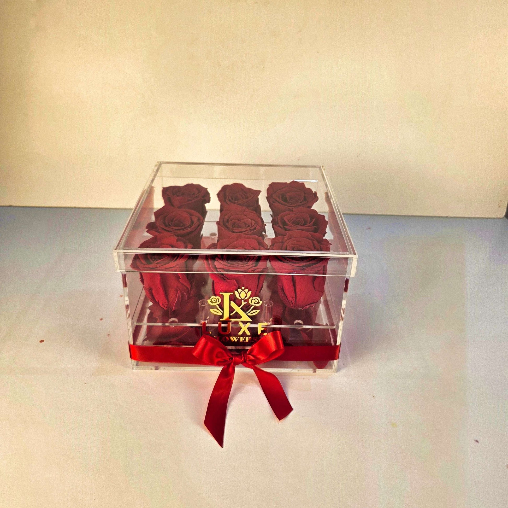 Luxe Frame (Medium Square Acrylic) - Preserved Roses - Flowers Last Three Years